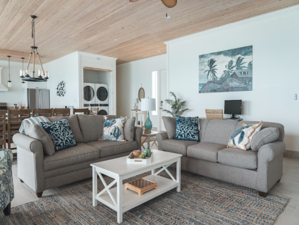 Luxurious Oceanfront Villa in Exuma - Perfect Island Retreat